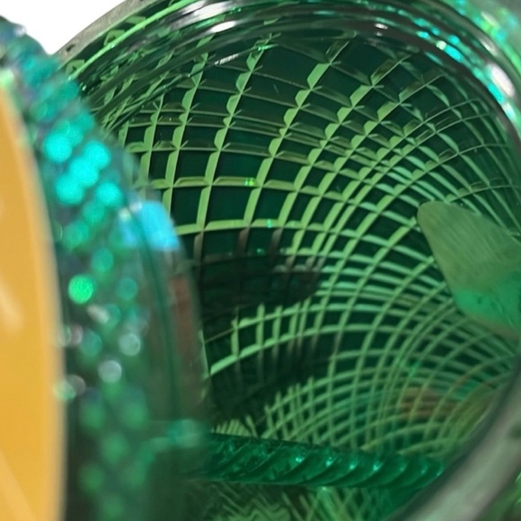 Starbucks NWT Wicked Emerald City Limited Edition Green Gemstone Cold Cup - Picture 10 of 11